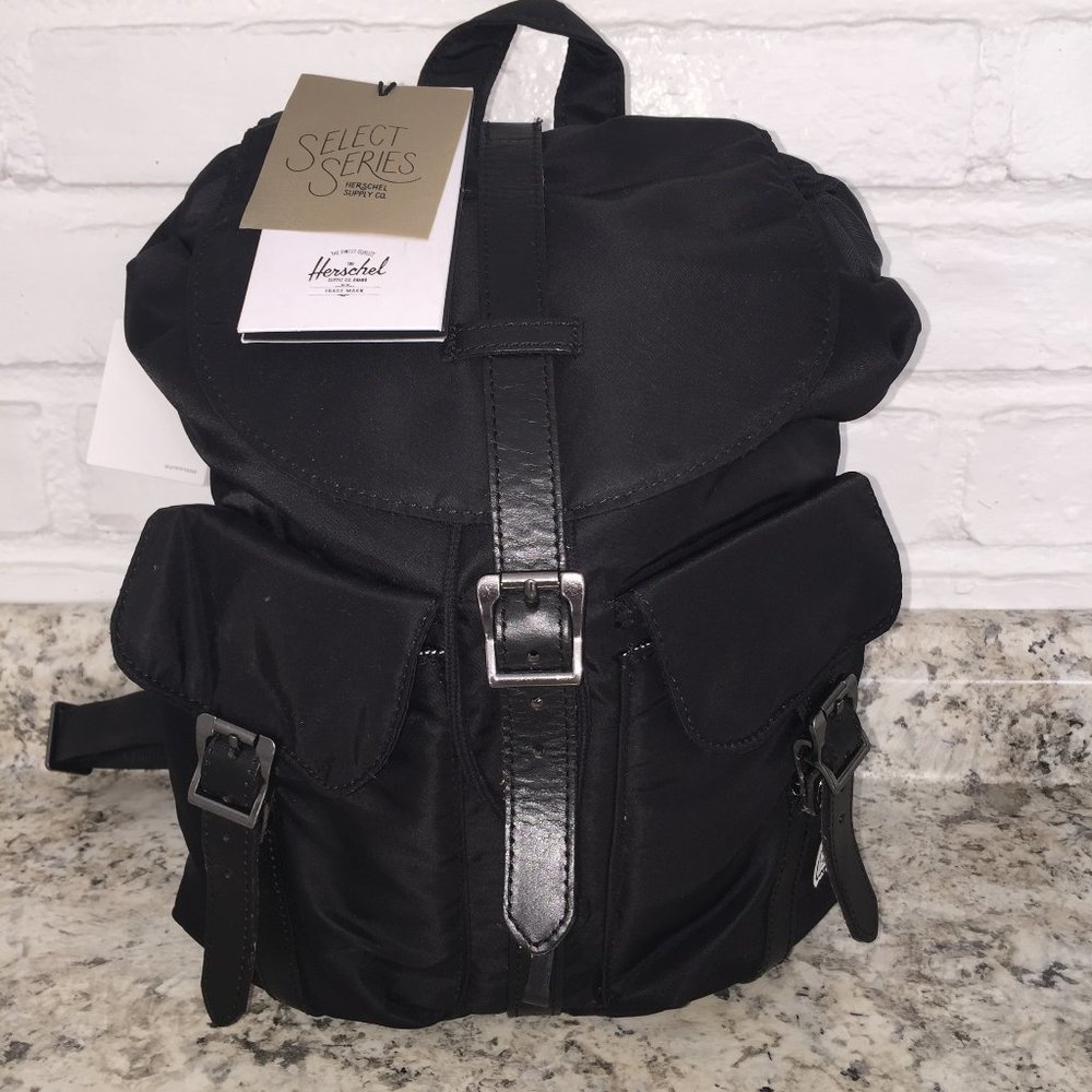 BNWT Herschel Nylon & Leather Backpack in black